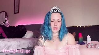 Babe fucked by an ass fuck machine until she screams