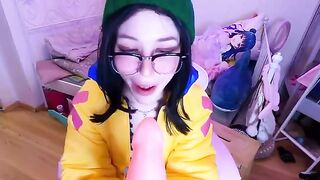 Gamer girl Ljoy fucks after losing at Valorant, using a huge dildo