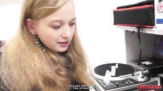 A girl was fucked at a fake casting arranged by the cunning agent