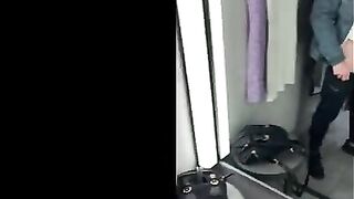 I came with wet pussy to the fitting room and got fucked