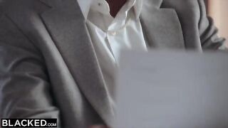 A blonde woman is crazy about her best friend's boss in HD