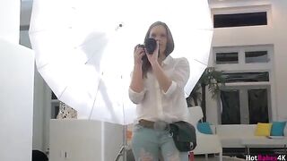 The photographer fucked in the mouth by two sexy babes