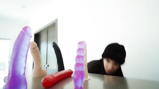 I fuck my ass and pussy with the neighbor's dildos until I squirt, exclusive HD