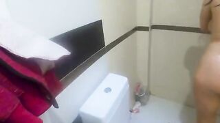 Busty stepmom fucked by mistake, facial on her face-She WAS SHOCKED