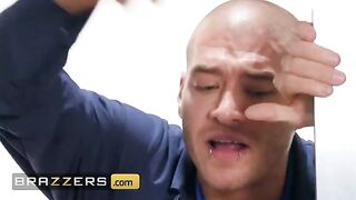 Xander helps Maserati XXX get unstuck by oiling her big ass and fucking her