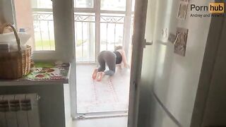 A stepmother was stuck on the balcony, so I had to help her