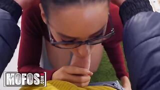 Petite teen Andreina DeLuxe gets fucked for money by nerdy Jordi
