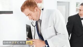 Kiki Daniels' cold feet cured by Doctor Danny's massive cock