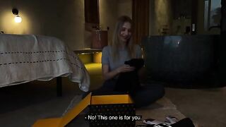 Unboxing and pussy fuck with stunning Californiababe