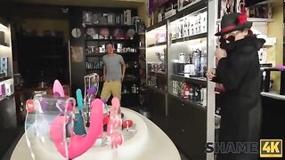Older woman from Shame 4K gets fucked by her neighbor’s cock