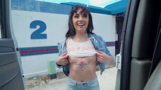 Bang Bus Comp Numero Dos - Kourtney Kai, Brenna McKenna, Tony Rubino, and more action