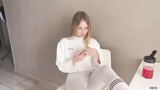 A cheeky girl put her legs on the table and was fucked for it in the kitchen