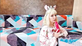 A cute cow girl, Lina Moore, filled her holes with fake cum