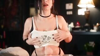 Goth slut uses a new toy to simulate a sexy fuck with her huge tits