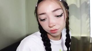 Stepsister twerks on a cock before her parents come home