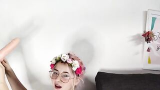 The cute and petite Argentina fucks a big dick