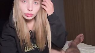 Ladies can also be cunts. An amateur blowjob video with Californiababe