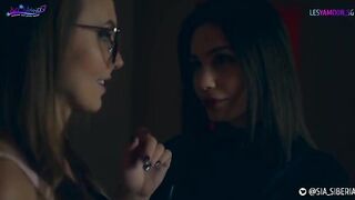 Strap-on Halloween XXX parody with sensual lesbian action