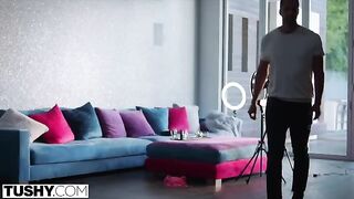 The influencer Lexi loves anal sex and finds a cameraman to film it