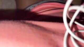 I can't hold back the orgasm urge, come and fuck me now