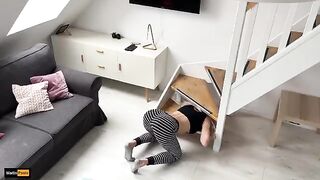 A stepsister got stuck and was helped by her bro in a steamy encounter