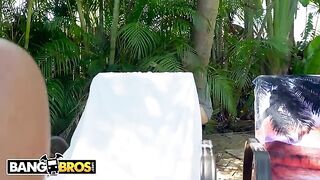 Stalker Bangs Julianna Vega’s Big Latina Booty By The Pool