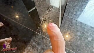 I spot an Austrian girl in the shower and I jerk off with her - Italian Amateur