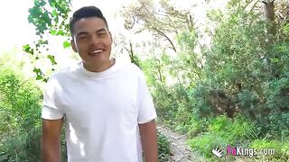 Korin with big ass invites you to outdoor date