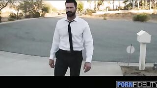 The perfect housewife Anna Bell Peaks gets fucked hard