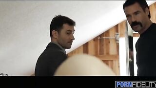Babe Lily Love gets her pussy railed by two cocks