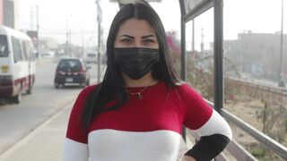 A huge ass Venezuelan girl got lost in Lima and tried fucking for the first time