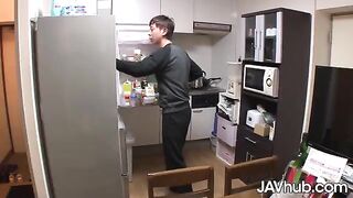 A friend pushed his cock into the hole of Amina Kiuchi