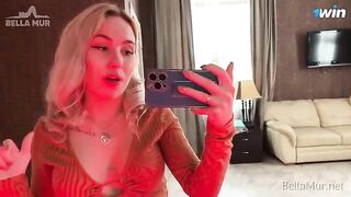 Bunch of wet pussies gets fucked on a cam show