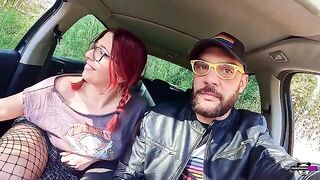 Amateur pussy fuck with nonsensical Italian dialogues and outdoor action