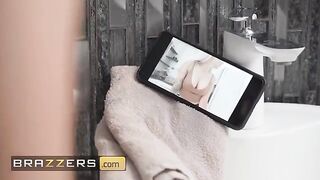 Isabelle Deltore teases Jordi in the shower, then lets him take her