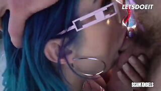 Two sexy bitches having fun with a lucky guy in a threesome