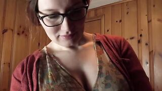 Bettie Bondage showcases her stunning physique in a captivating pose