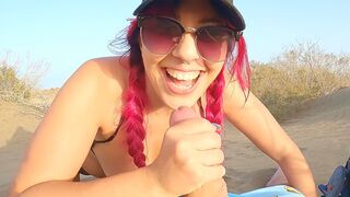 A foreign girl exposing herself at night, an Italian wife by day, documentary porn