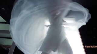Hot bride found a dress and had sex with her husband