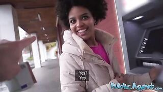 The agent is shooting a pick-up with a Brazilian girl in the street