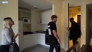 The Latina babe Villa Anderson tastes houses with her ass - anal creampie