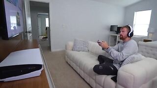 A painter with a big dick cheats on the husband of a brunette