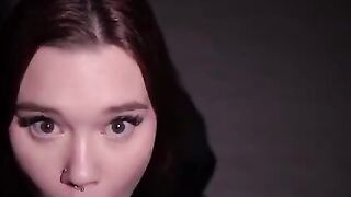The guy made cumshots twice to an insatiable girl, including the kinkiest deepthroat action