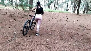 A beautiful girl went for a bike ride and met someone new to get intimate with