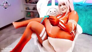 Zero Two, a cospoly babe, enjoys solo play with her pussy and toys