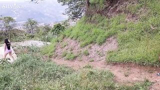 Fitness Latina MILF gets her juicy ass banged outdoors
