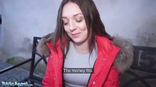 Cheating Isabela de Laa gets fucked in the street for cash