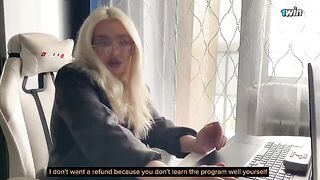 A tutor called the girl to explain the subject in the bedroom