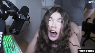 Finally, a girl did something good for the streamer in this intense video