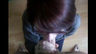Babe sank to the guy’s sinewy dick and started sucking it